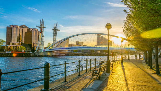Get expert help to apply for UK Settlement Visa (ILR). Check eligibility, requirements, and benefits to live permanently in the UK.
