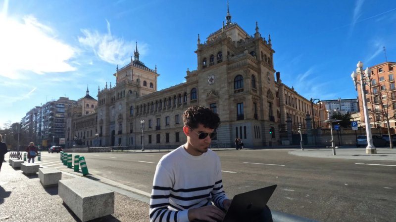 Discover how to live and work remotely in Europe with an EU digital nomad visa—eligibility, benefits, and top countries in 2025.