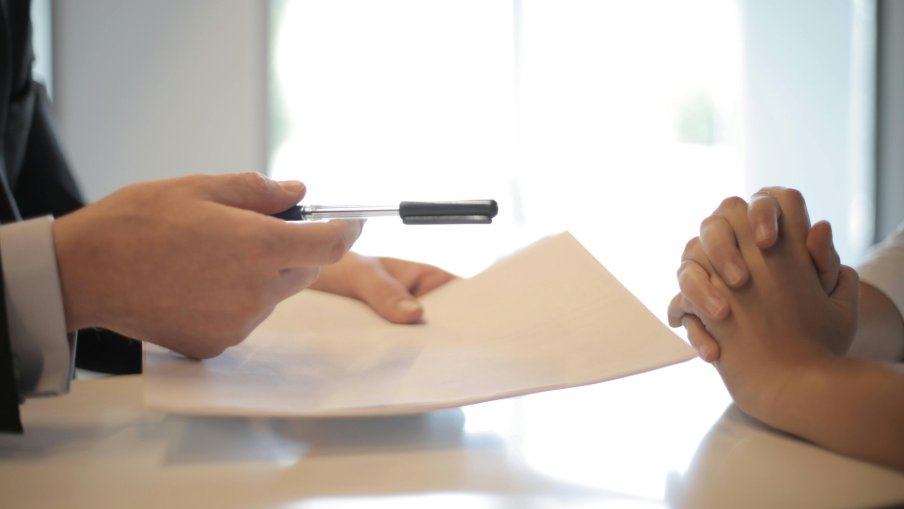 Learn how to write a UK visa invitation letter with templates, tips, and expert guidance to boost your UK visa approval chances.