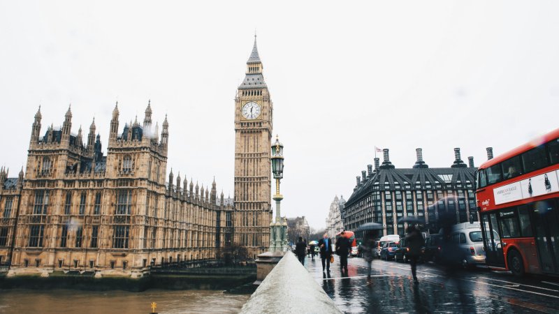Learn how to apply for a Schengen visa from the UK. Step-by-step guide, documents needed, EES & ETIAS updates included.