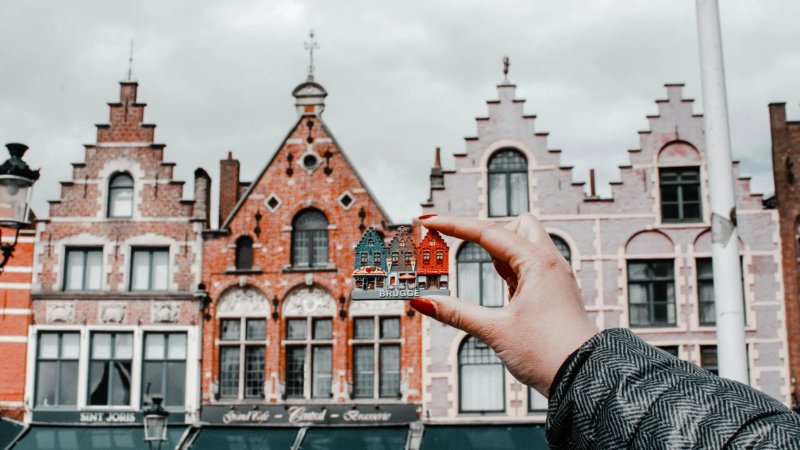 Apply for a Schengen Belgium visa. Learn requirements, types, fees & tips for smooth travel to Belgium & the Schengen zone.