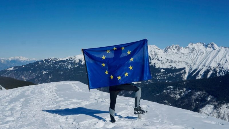 Schengen ETIAS Europe 2026: What travelers need to know about the new Schengen travel authorization for visa-exempt visitors to EU countries.