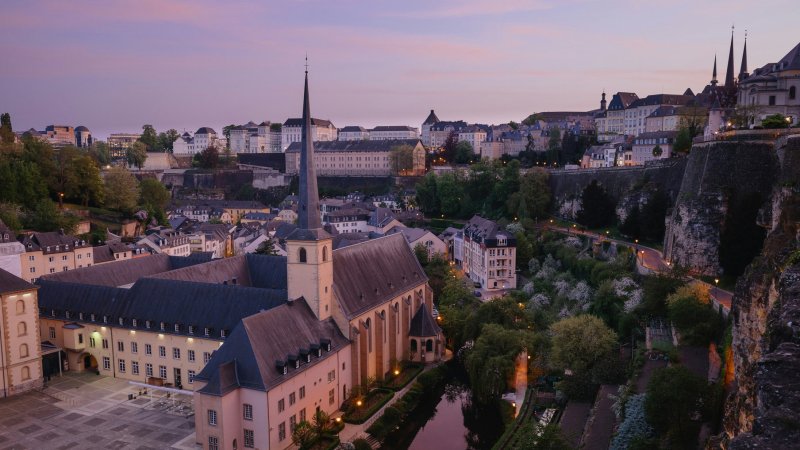 Schengen Luxembourg visa 2025 guide: who needs it, how to apply, required documents & tips to avoid rejection.