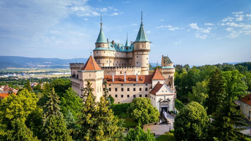 Learn how to get a Schengen Slovakia visa in 2025—requirements, documents, tips, and more to travel Slovakia stress-free.