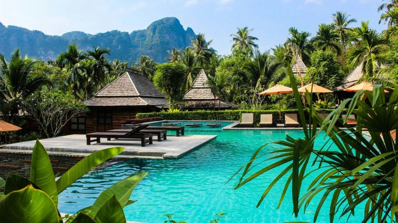 Explore Thailand visa types for tourists, workers, students & retirees. Find the right visa & complete your TDAC easily.