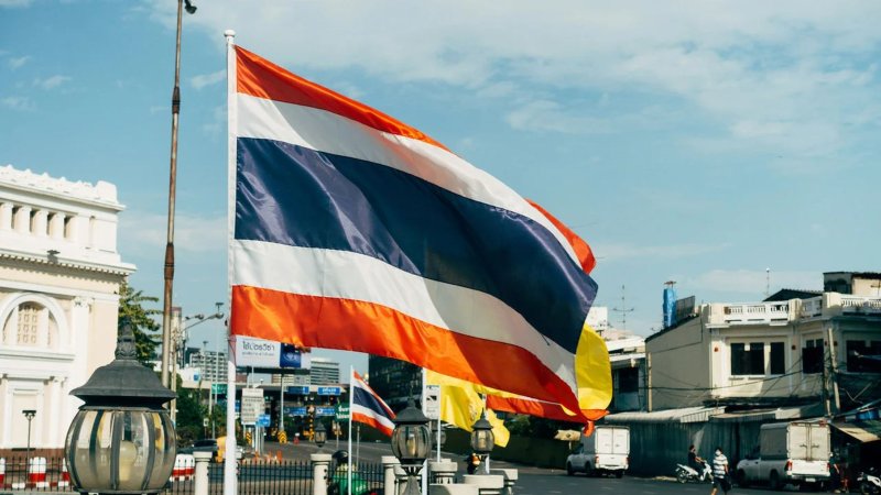Explore Thailand visa types for tourists, workers, students & retirees. Find the right visa & complete your TDAC easily.