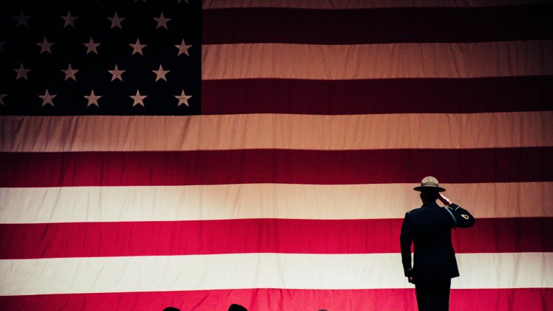 Learn about US visa types: nonimmigrant & immigrant options, from B-1 and F-1 to H-1B and EB-5. Find the right visa for your journey.