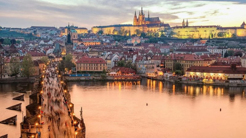 Explore the top easy Schengen visa countries in 2025 with low rejection rates, fast processing, and high approval success.